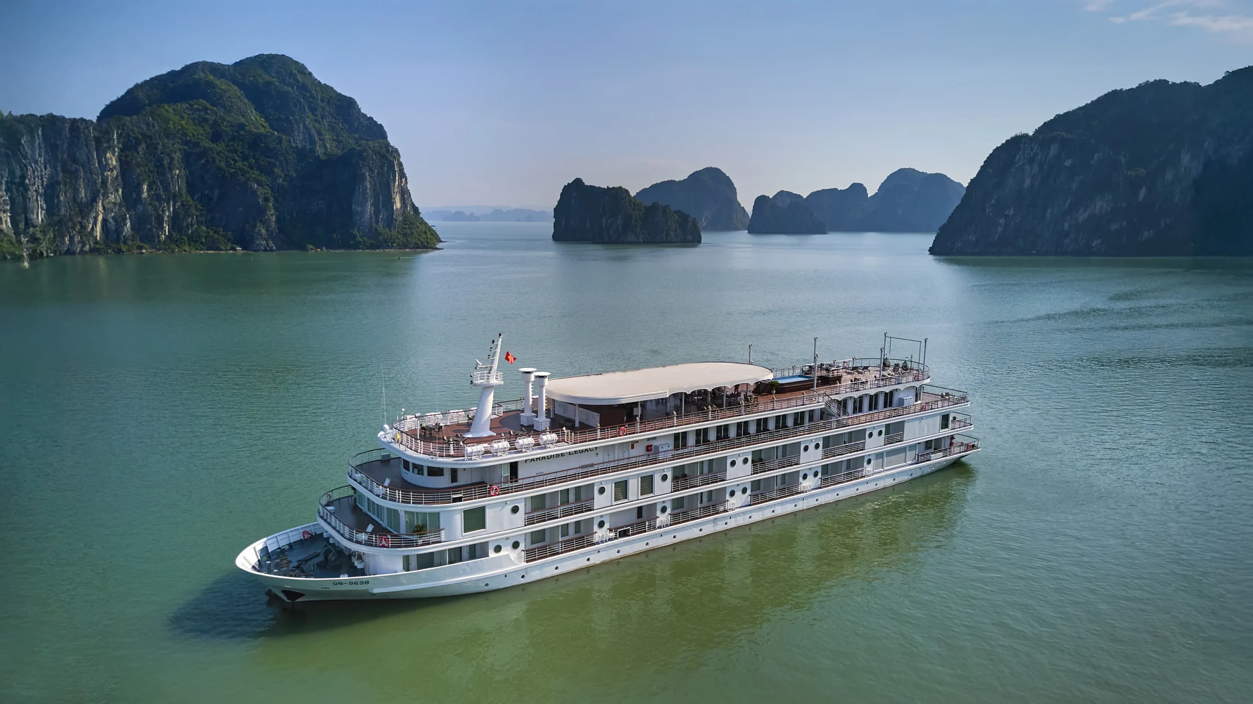 Paradise Vietnam’s latest vessel makes its debut on Ha Long Bay