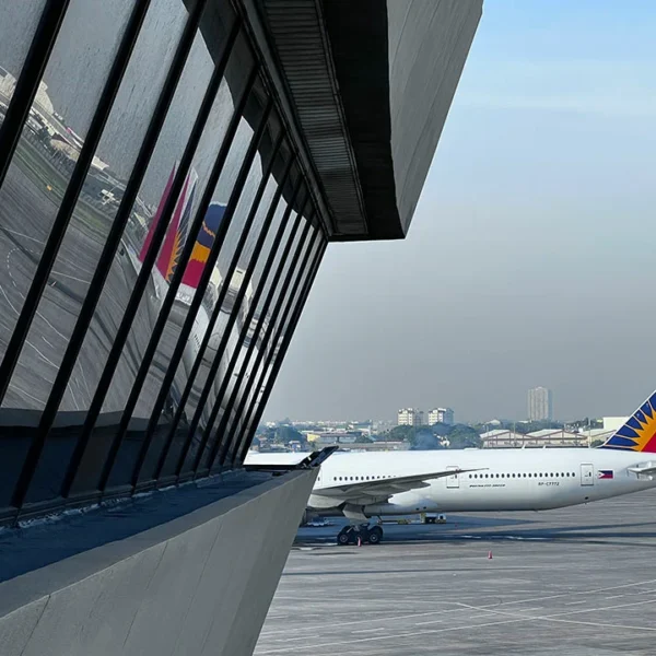 Asian airlines announce flight cancellations and redirects in light of Iran crisis