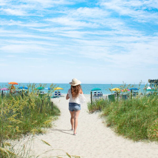 4 U.S. Coastal Getaways With The Cheapest Flights This Summer