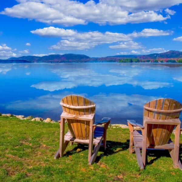 Top 4 Sunny U.S. Getaways This Summer According To Experts