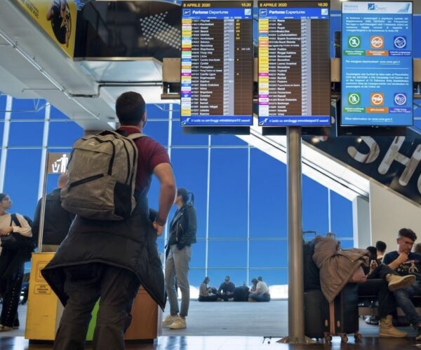 6 Reasons Why Americans Are Being Denied Entry To Their Favorite Tourist Destinations