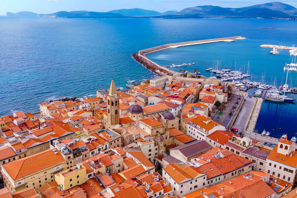 5 Gorgeous Undiscovered European Cities On The Coast That Won’t Break The Bank