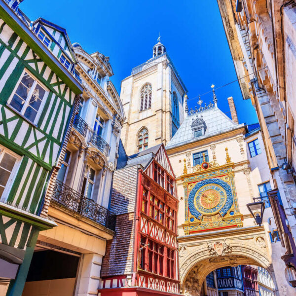 4 Historic French Cities With Gothic Cathedrals, $60 Hotels, And Zero Tourist Traps Just 1 Hour From Paris